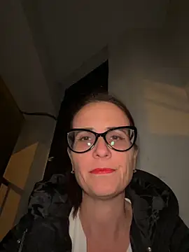 Snapshot of NataKitten chatting on 12/05/25, 04:03 NataKitten online show from 12/05/25, 04:03