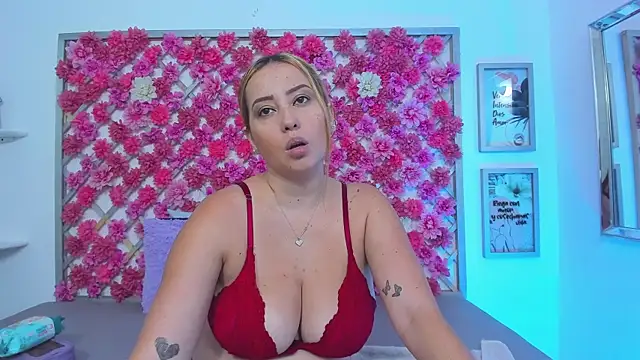 emmyrouse  online show from 05/13/26, 07:33