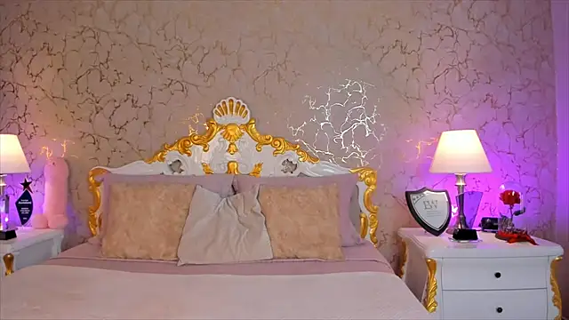 Snapshot of ScarlettWallace chatting on 10/28/25, 09:39 ScarlettWallace online show from 10/28/25, 09:39