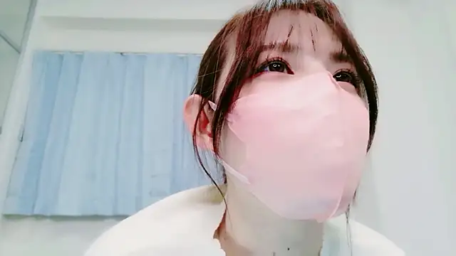 Snapshot of NANA_7 chatting on 03/06/26, 10:12 NANA 7 online show from 03/06/26, 10:12