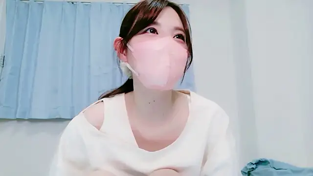 Snapshot of NANA_7 chatting on 04/14/26, 10:10 NANA 7 online show from 04/14/26, 10:10