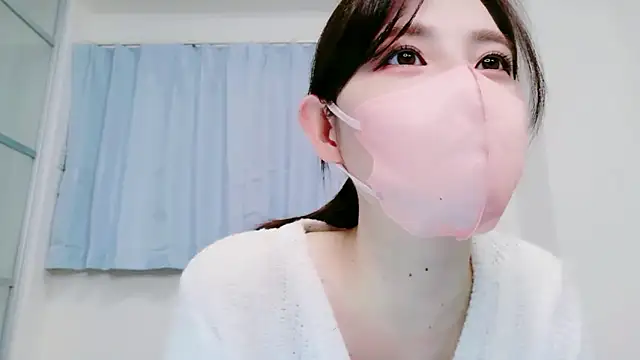 Snapshot of NANA_7 chatting on 04/30/26, 10:10 NANA 7 online show from 04/30/26, 10:10