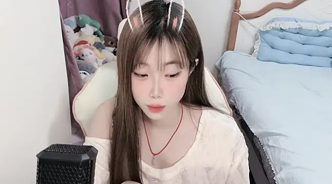 vivian-vv online show from 03/03/25, 06:22