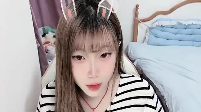 vivian-vv online show from 03/08/25, 08:35