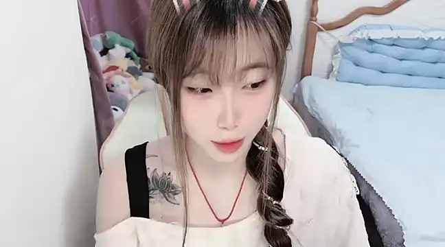 vivian-vv online show from 03/10/25, 07:32