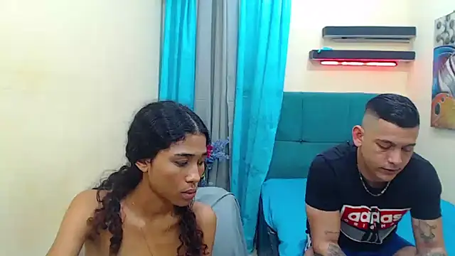 Snapshot of fuck_brutal_ chatting on 09/19/25, 11:38 fuck brutal online show from 09/19/25, 11:38