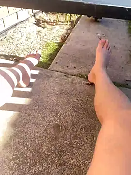 Snapshot of 1Zoey101 chatting on 03/08/25, 05:28 1Zoey101 online show from 03/08/25, 05:28