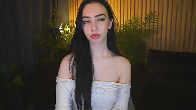 WildKittenX  online show from 10/21/25, 06:03