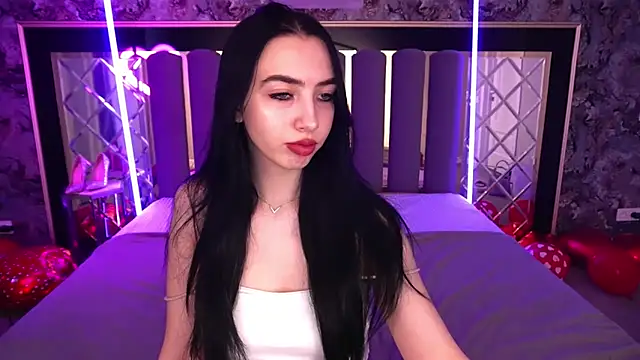 Snapshot of WildKittenX_ chatting on 02/13/26, 06:53 WildKittenX online show from 02/13/26, 06:53