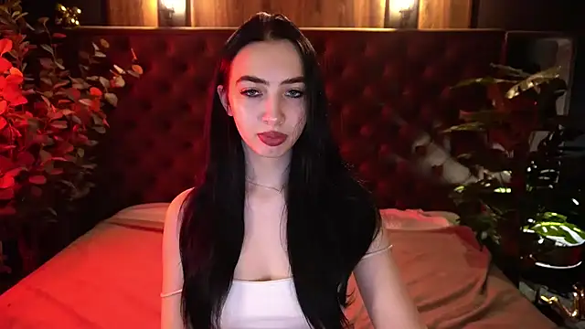 Snapshot of WildKittenX_ chatting on 02/14/26, 06:43 WildKittenX online show from 02/14/26, 06:43