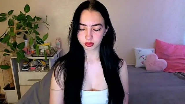 Snapshot of WildKittenX_ chatting on 06/21/26, 03:53 WildKittenX online show from 06/21/26, 03:53
