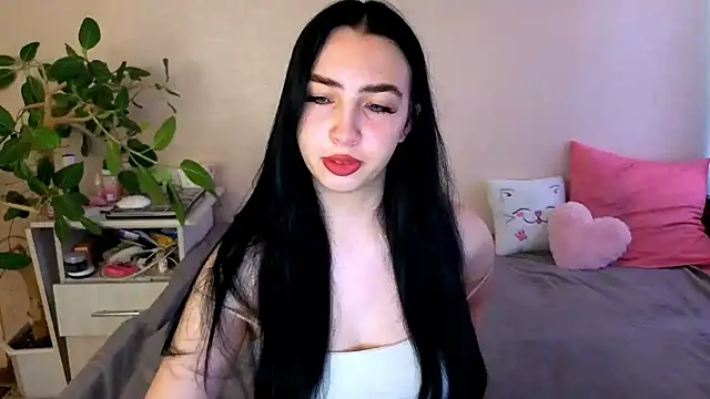 Snapshot of WildKittenX_ chatting on 07/01/26, 04:03 WildKittenX online show from 07/01/26, 04:03