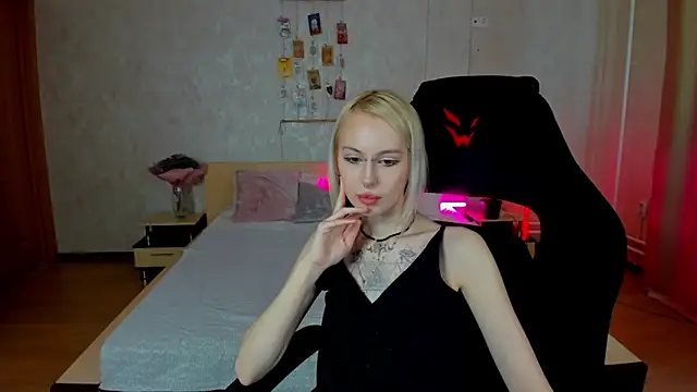 Melanie Mason online show from 03/07/25, 04:57