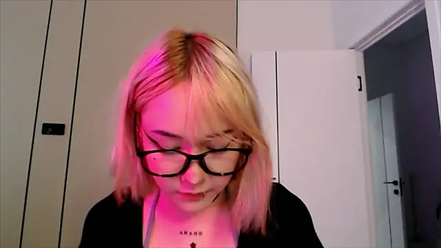 ka00ru chan online show from 07/15/26, 07:02
