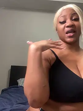 Snapshot of kurvibabe chatting on 03/06/25, 10:26 kurvibabe online show from 03/06/25, 10:26