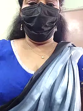 Snapshot of abinaya26 chatting on 09/14/25, 06:34 abinaya26 online show from 09/14/25, 06:34