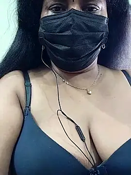 Snapshot of abinaya26 chatting on 09/15/25, 06:57 abinaya26 online show from 09/15/25, 06:57