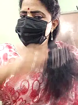 Snapshot of abinaya26 chatting on 09/17/25, 05:42 abinaya26 online show from 09/17/25, 05:42