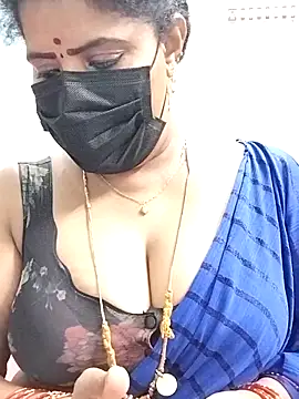 Snapshot of abinaya26 chatting on 09/19/25, 06:19 abinaya26 online show from 09/19/25, 06:19