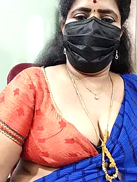 Snapshot of abinaya26 chatting on 09/20/25, 06:31 abinaya26 online show from 09/20/25, 06:31