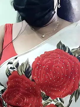 Snapshot of abinaya26 chatting on 09/23/25, 07:00 abinaya26 online show from 09/23/25, 07:00