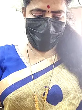 Snapshot of abinaya26 chatting on 09/26/25, 07:01 abinaya26 online show from 09/26/25, 07:01