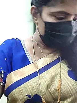 Snapshot of abinaya26 chatting on 09/29/25, 07:57 abinaya26 online show from 09/29/25, 07:57