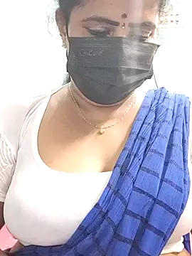 Snapshot of abinaya26 chatting on 10/02/25, 07:54 abinaya26 online show from 10/02/25, 07:54