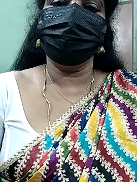 Snapshot of abinaya26 chatting on 10/06/25, 06:05 abinaya26 online show from 10/06/25, 06:05