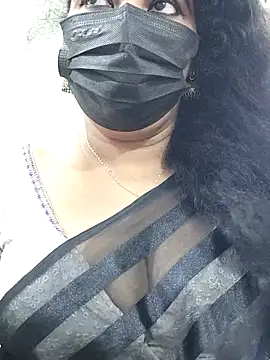 Snapshot of abinaya26 chatting on 10/09/25, 04:54 abinaya26 online show from 10/09/25, 04:54