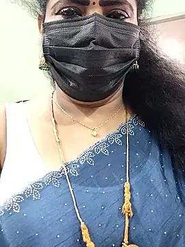 Snapshot of abinaya26 chatting on 10/13/25, 07:08 abinaya26 online show from 10/13/25, 07:08