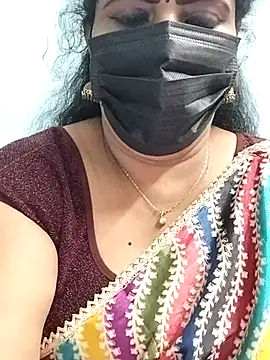 Snapshot of abinaya26 chatting on 10/13/25, 07:14 abinaya26 online show from 10/13/25, 07:14