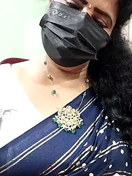 Snapshot of abinaya26 chatting on 10/21/25, 07:25 abinaya26 online show from 10/21/25, 07:25