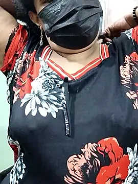 Snapshot of abinaya26 chatting on 10/26/25, 07:53 abinaya26 online show from 10/26/25, 07:53