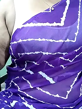 Snapshot of abinaya26 chatting on 11/19/25, 02:50 abinaya26 online show from 11/19/25, 02:50