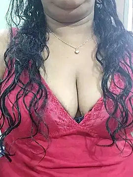 Snapshot of abinaya26 chatting on 11/29/25, 08:17 abinaya26 online show from 11/29/25, 08:17