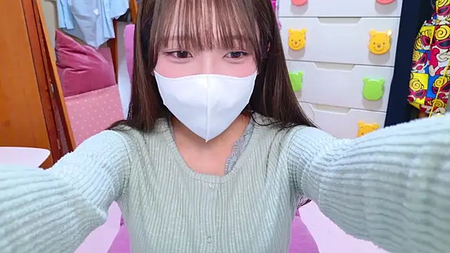 Snapshot of Oo_aki chatting on 03/06/25, 07:36 Oo aki online show from 03/06/25, 07:36