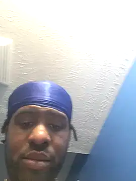 Snapshot of Blac_bunny chatting on 12/02/25, 01:39 Blac bunny online show from 12/02/25, 01:39