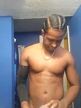 Snapshot of Blac_bunny chatting on 12/18/25, 02:01 Blac bunny online show from 12/18/25, 02:01