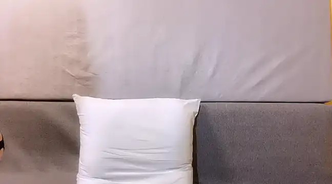 Snapshot of SweetLemonade chatting on 02/26/25, 09:05 SweetLemonade online show from 02/26/25, 09:05