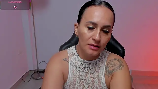 Sara Charmy online show from 07/24/26, 10:57