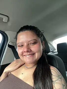 Snapshot of maya-winslow8 chatting on 10/17/25, 03:36 maya-winslow8 online show from 10/17/25, 03:36