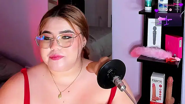 MadissonLee   online show from 05/21/26, 10:17