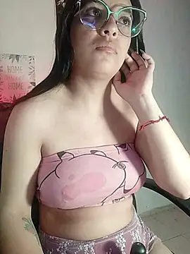 Snapshot of MiaStarts chatting on 03/23/25, 09:10 MiaStarts online show from 03/23/25, 09:10