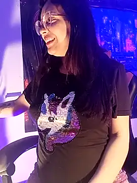 Snapshot of MiaStarts chatting on 12/03/25, 10:13 MiaStarts online show from 12/03/25, 10:13