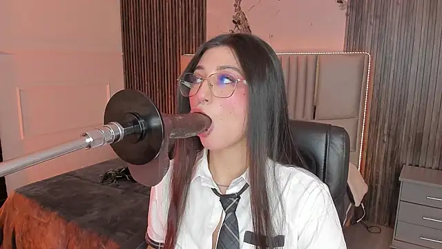 Gabrielakassi online show from 10/02/25, 11:39