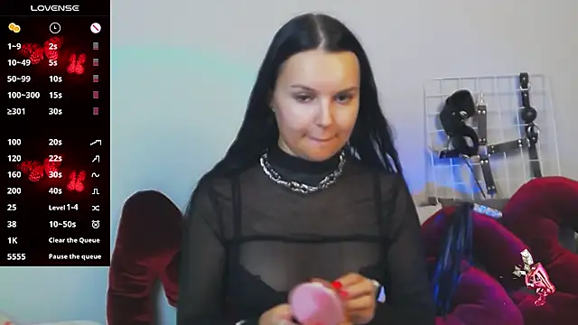 Snapshot of Miss_Vic chatting on 10/14/25, 03:46 Miss Vic online show from 10/14/25, 03:46