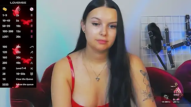 Snapshot of Miss_Vic chatting on 10/20/25, 03:12 Miss Vic online show from 10/20/25, 03:12