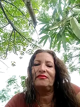 Snapshot of Sexy-Woman-Mature chatting on 03/20/25, 07:04 Sexy-Woman-Mature online show from 03/20/25, 07:04