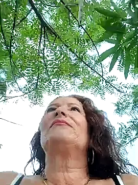 Snapshot of Sexy-Woman-Mature chatting on 03/22/25, 02:03 Sexy-Woman-Mature online show from 03/22/25, 02:03